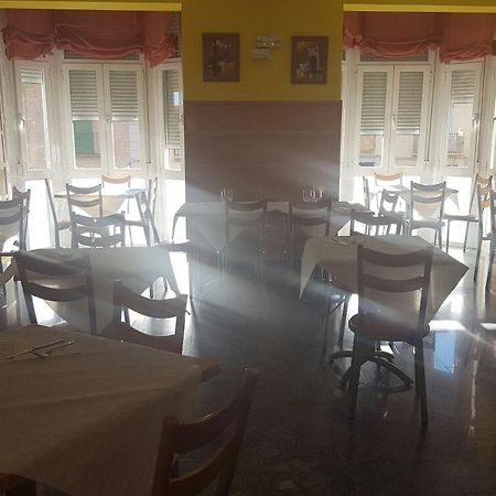 Hostal Restaurante San Juan Molina de Aragon Exteriör bild